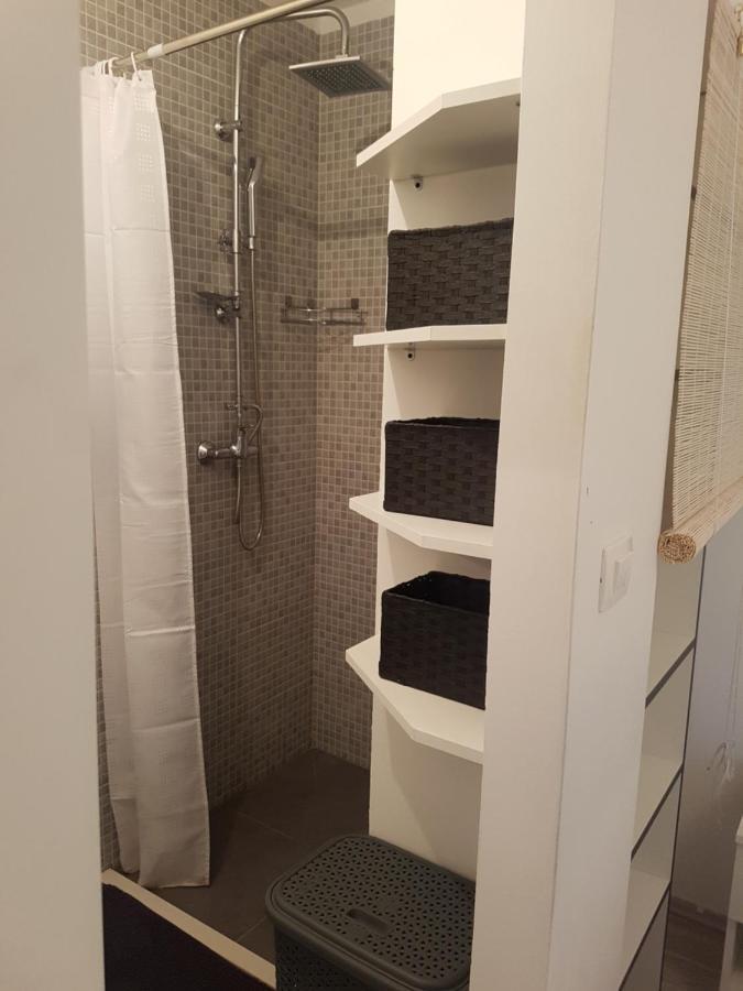 Apartment Mari Ostrvica Bagian luar foto